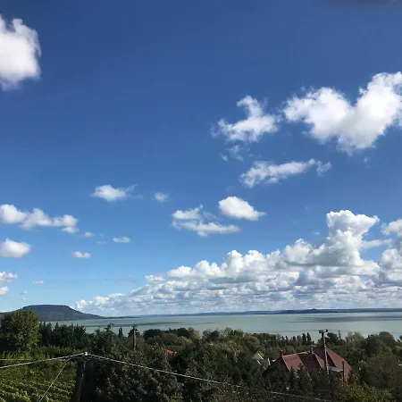 Toranezo Haz B&B Balatongyörök