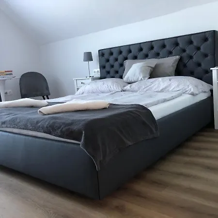 Frühstückspension Toranezo Haz 3*