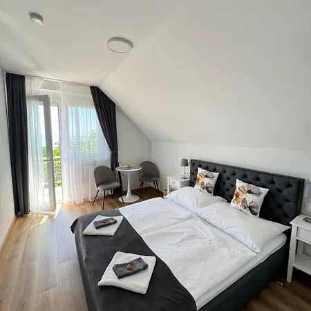 Toranezo Haz 3* Balatongyörök