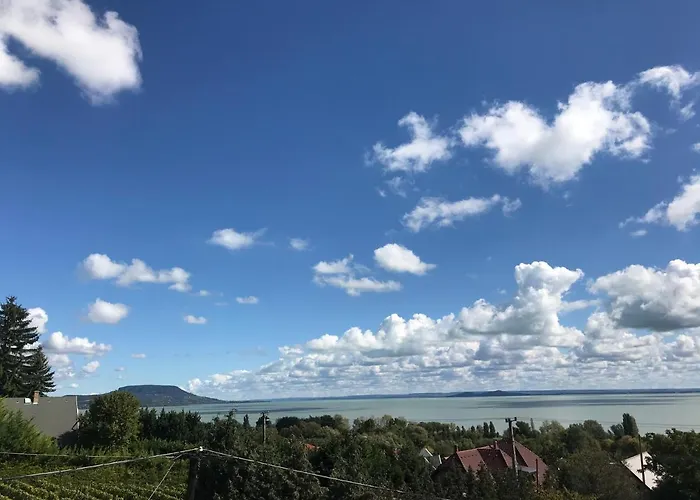 Toranezo Haz Bed & Breakfast Balatongyörök