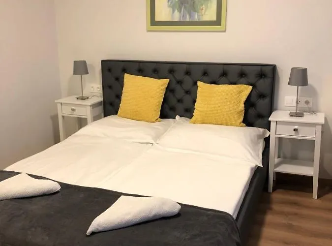 Bed & Breakfast Toranezo Haz 3*